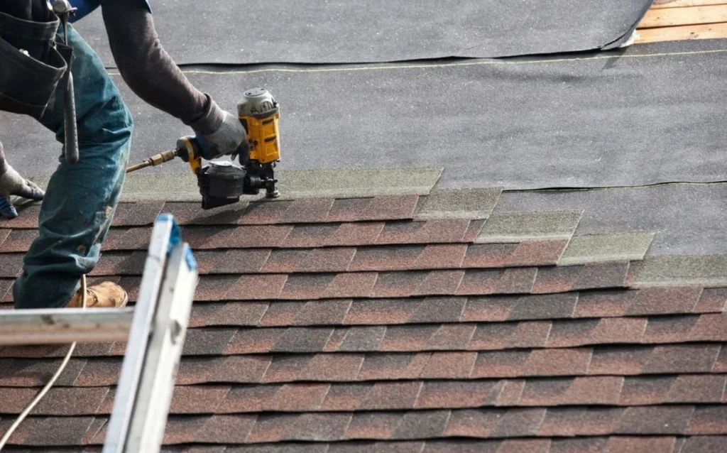 Roof Installers Near Me: How to Choose the Right Commercial Roofing Experts 7 diploma 1 1