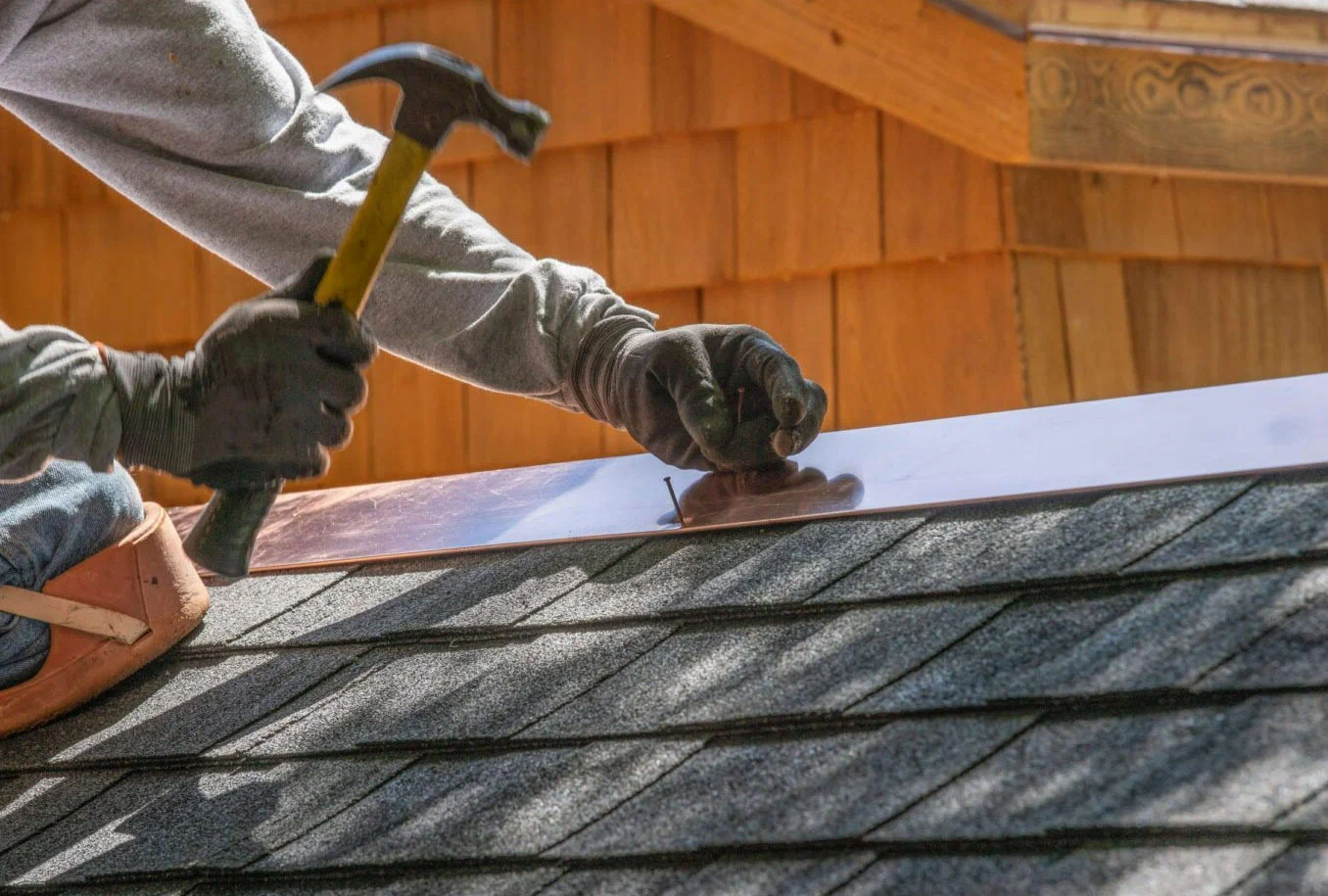 Roofing Contractor Near Me – Find Local, Trusted Experts